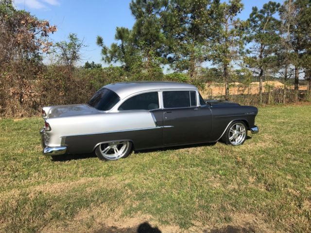 1955 Gray/Silver Chevrolet Bel Air/150/210 Sedan