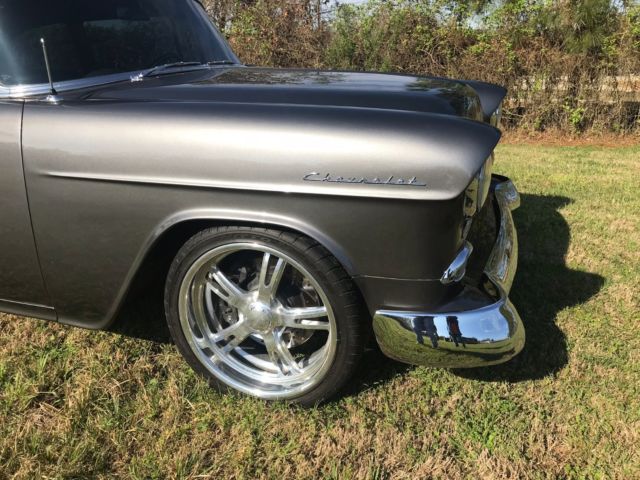 1955 Gray/Silver Chevrolet Bel Air/150/210 Sedan