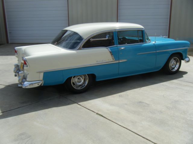 1955 Blue Chevrolet Bel Air/150/210 Sedan
