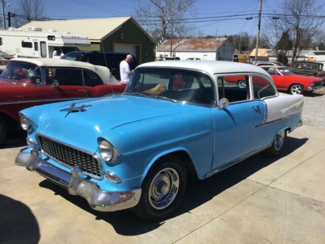 1955 Blue/white Chevrolet Bel Air/150/210 2Dr sedan