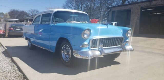 1955 Blue/white Chevrolet Bel Air/150/210 2Dr sedan