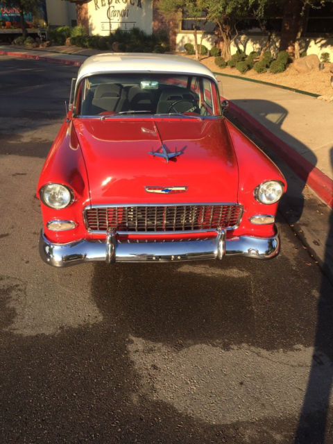 1955 RED/WHITE Chevrolet Bel Air/150/210 2 DOOR