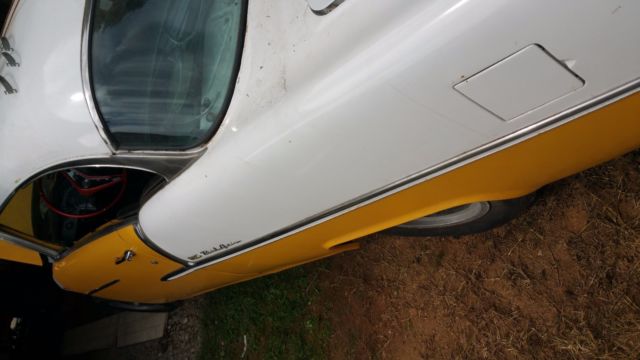 1955 Yellow Chevrolet Bel Air/150/210 2 door Hardtop