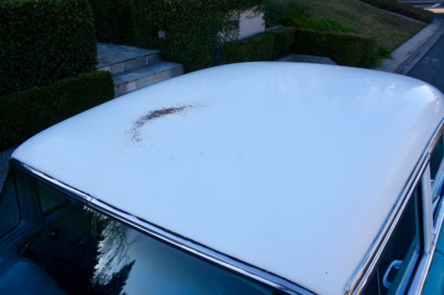 1955 Regal Torquoise Green / India Ivory Chevrolet Bel Air/150/210 Sedan