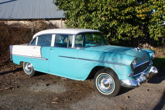 1955 Regal Torquoise Green / India Ivory Chevrolet Bel Air/150/210 Sedan