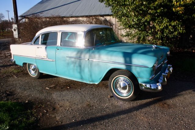 1955 Regal Torquoise Green / India Ivory Chevrolet Bel Air/150/210 Sedan