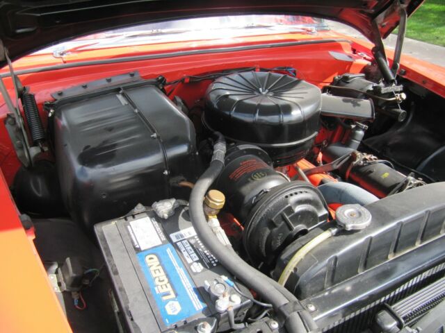 1955 Red/White Chevrolet Bel Air/150/210 2 dr Hardtop