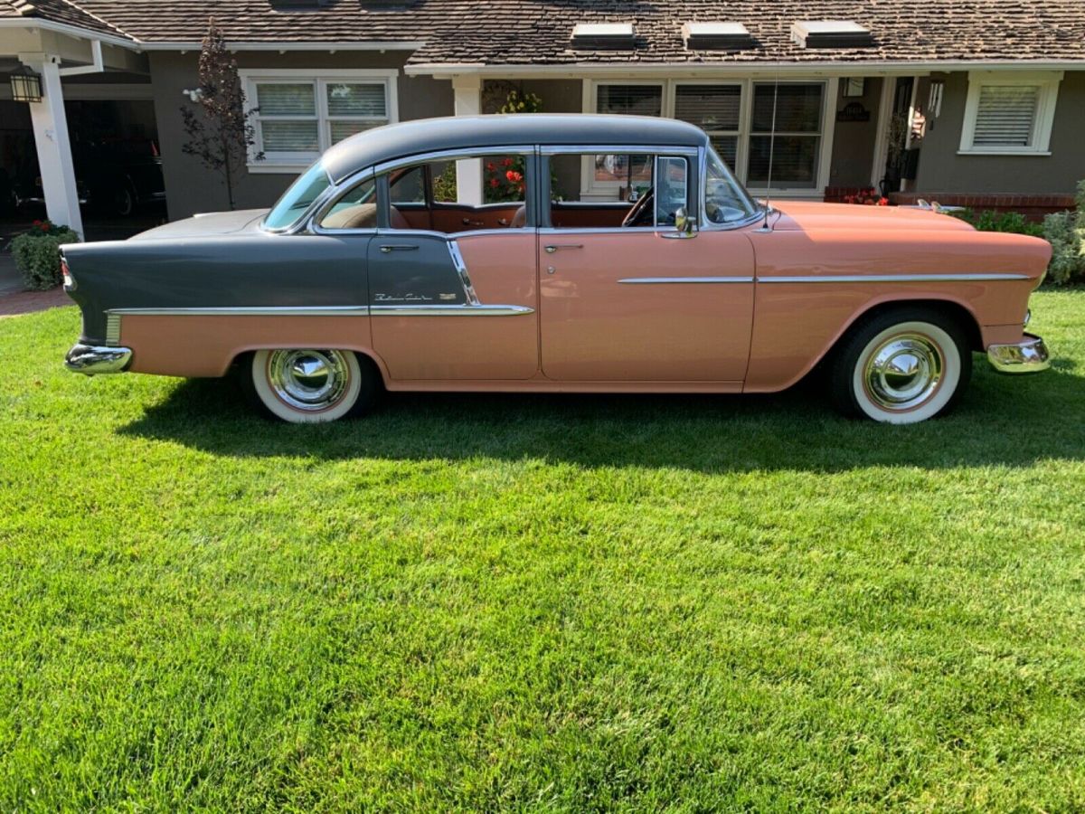 1955 Chevrolet Bel Air/150/210 Sedan