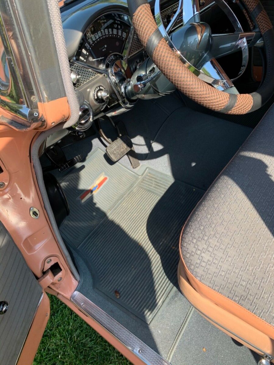 1955 Chevrolet Bel Air/150/210 Sedan