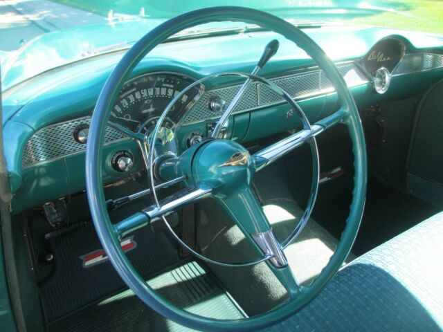 1955 Green Chevrolet Bel Air/150/210 Sedan