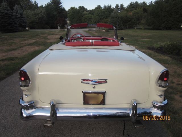 1955 Red / White Chevrolet Bel Air/150/210 Convertible