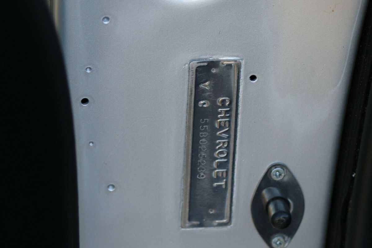 1955 Silver/Black Chevrolet Bel Air/150/210 Convertible