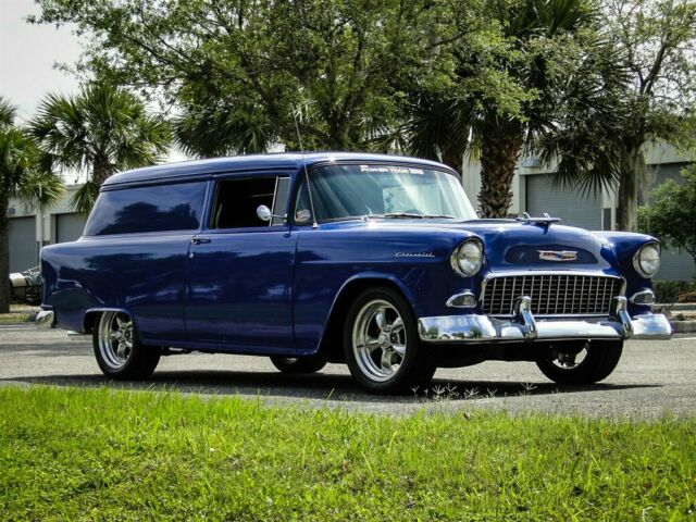 1955 Blue Chevrolet Bel Air/150/210 Wagon