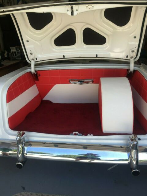 1955 Red & White Chevrolet Bel Air/150/210 Sedan