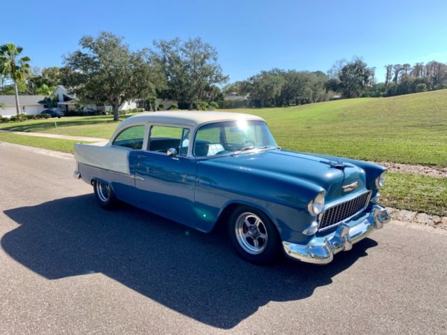 1955 Blue Chevrolet Bel Air/150/210