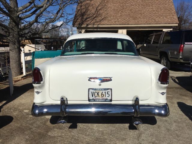 1955 Turquoise/White Chevrolet Bel Air/150/210 Coupe
