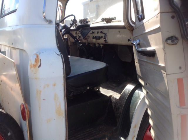 1955 White Chevrolet Other Cab & Chassis