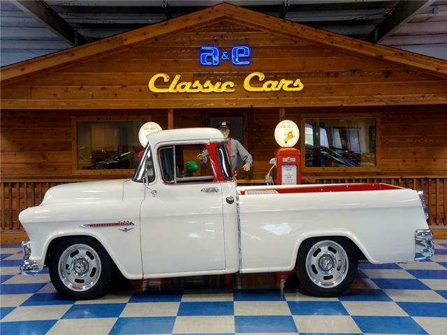1955 White Chevrolet Camaeo Pickup --