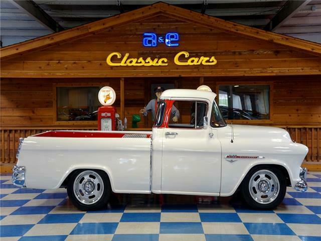 1955 White Chevrolet Camaeo Pickup --