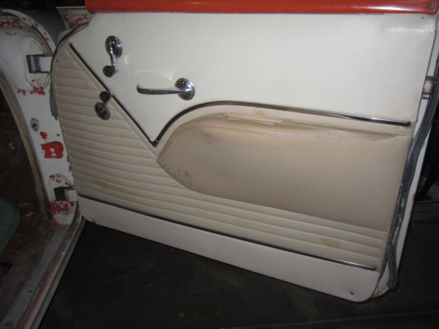 1955 white Chevrolet Bel Air/150/210 station wagon