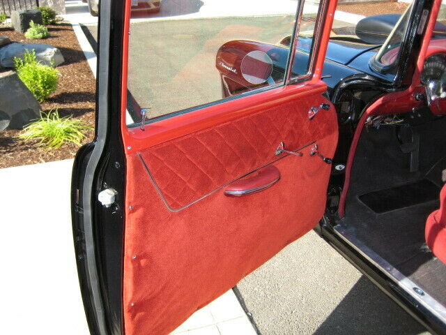 1955 black Chevrolet Bel Air/150/210