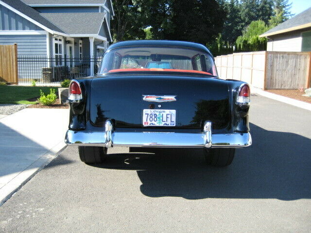 1955 black Chevrolet Bel Air/150/210