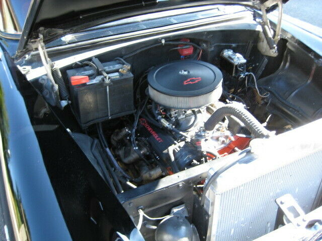 1955 black Chevrolet Bel Air/150/210