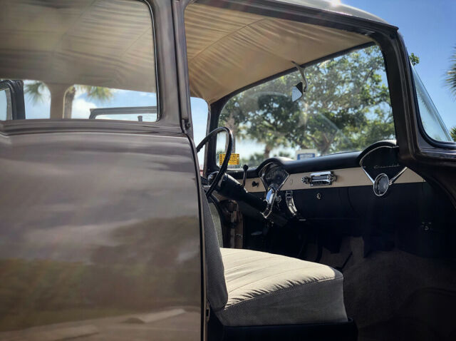 1955 Autumn bronze Chevrolet Bel Air/150/210 Sedan