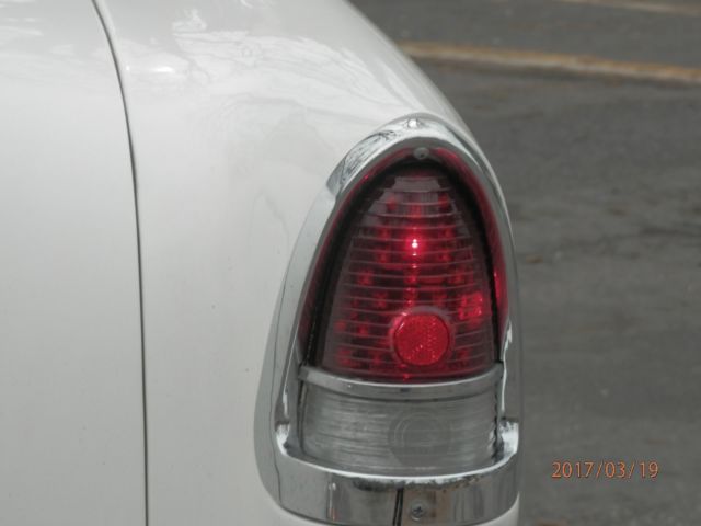 1955 2-Tone Holly Green & White Chevrolet Bel Air/150/210 Coupe