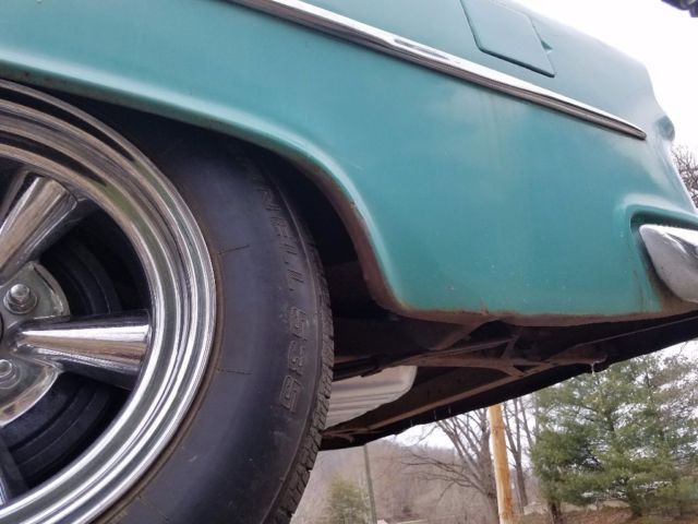1955 Green Chevrolet Bel Air/150/210 2 door post
