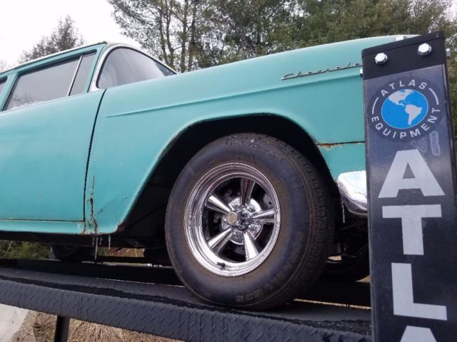 1955 Green Chevrolet Bel Air/150/210 2 door post