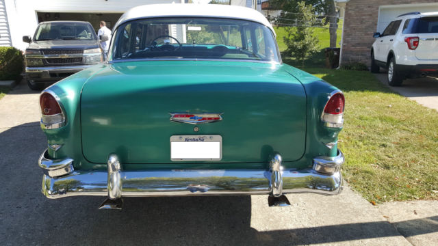 1955 Green Chevrolet Bel Air/150/210 Sedan