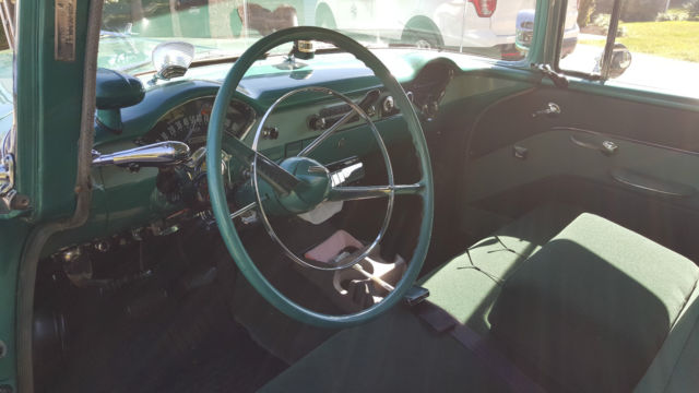 1955 Green Chevrolet Bel Air/150/210 Sedan