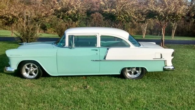 1955 Green Chevrolet Bel Air/150/210 Coupe