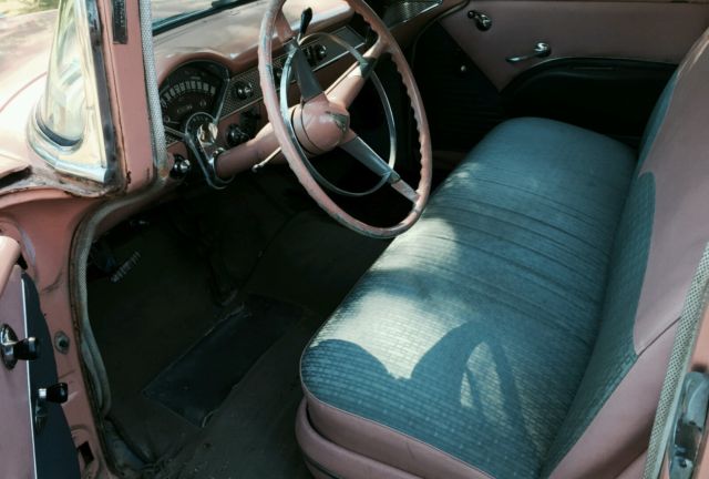 19550000 DIFFERANT Chevrolet Bel Air/150/210 Sedan