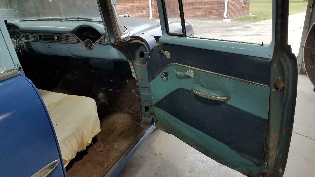1955 Chevrolet Bel Air/150/210 Sedan