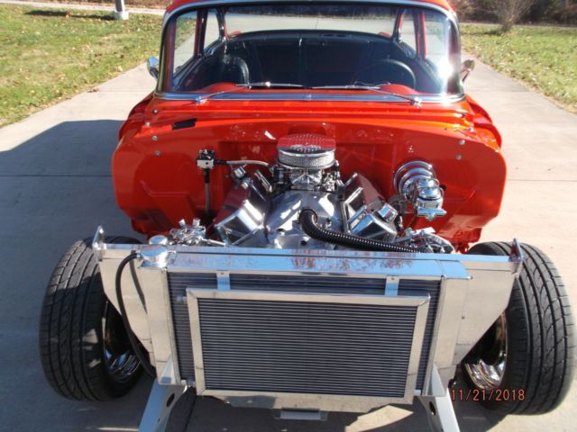 1955 hugger orange Chevrolet Bel Air/150/210 Sedan