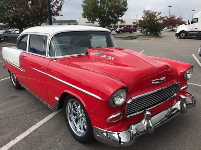 1955 RED AND WHITE Chevrolet Bel Air/150/210 Coupe