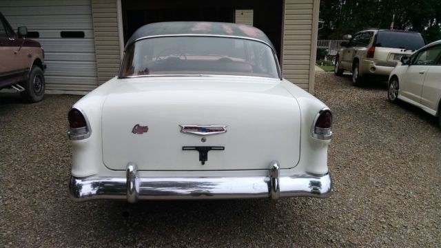 1955 Grey/coral/white Chevrolet Bel Air/150/210 Sedan