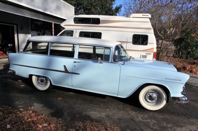 1955 Blue Chevrolet Bel Air/150/210 Wagon