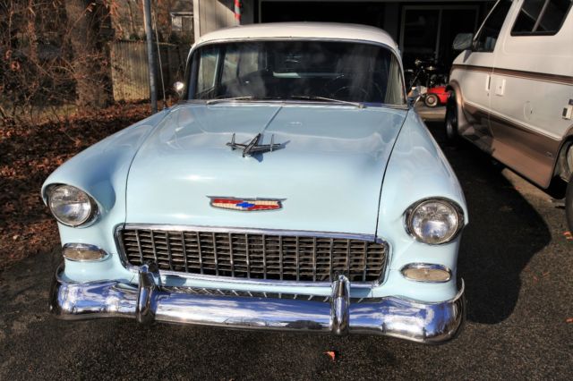 1955 Blue Chevrolet Bel Air/150/210 Wagon