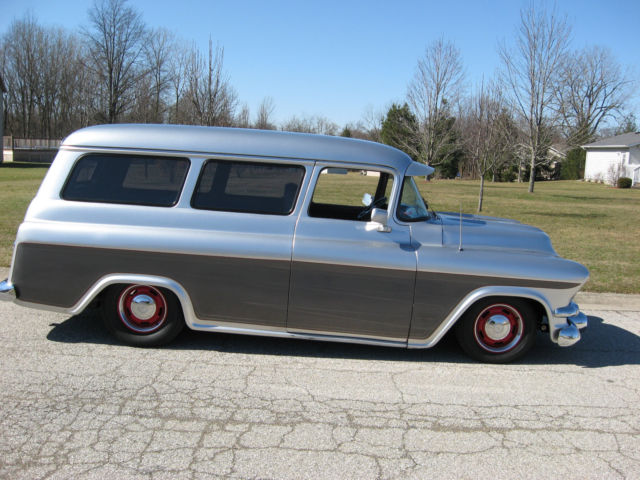 1955 Gray Chevrolet Suburban SUV