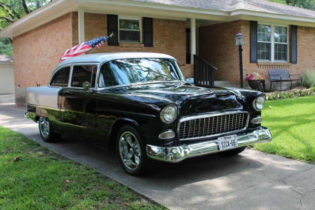 1955 BLACK/SILVER Chevrolet Bel Air/150/210 Sedan