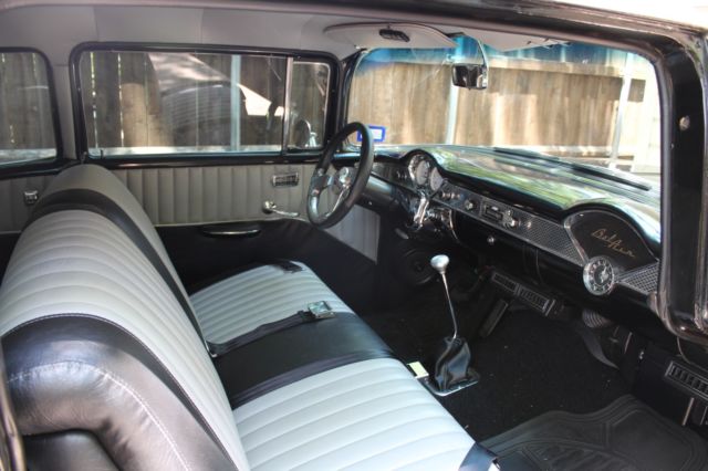 1955 BLACK/SILVER Chevrolet Bel Air/150/210 Sedan