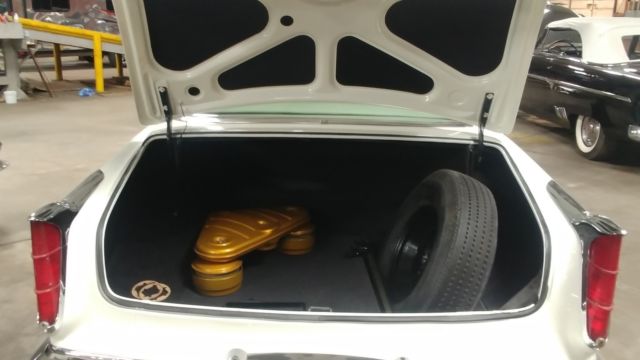 1955 WHITE Chrysler 300 Series COUPE