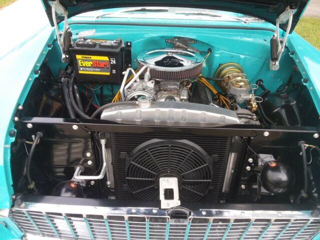 1955 tur white Chevrolet Bel Air/150/210 hardtop