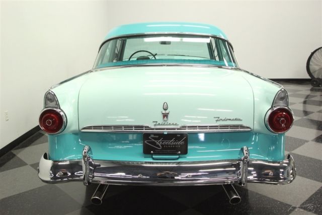 1955 Green Ford Fairlane