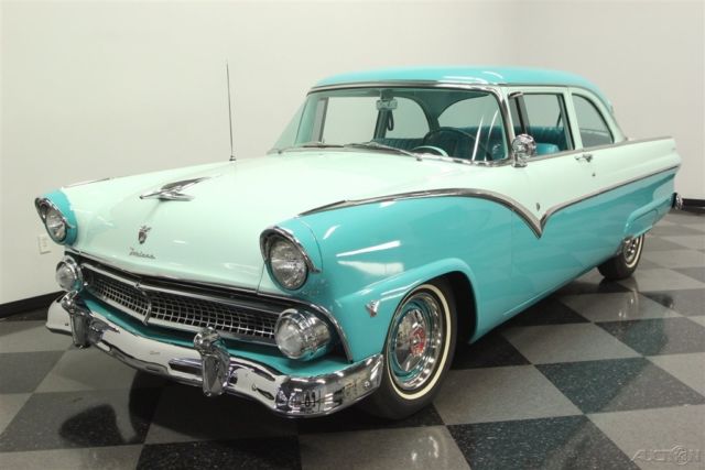 1955 Green Ford Fairlane