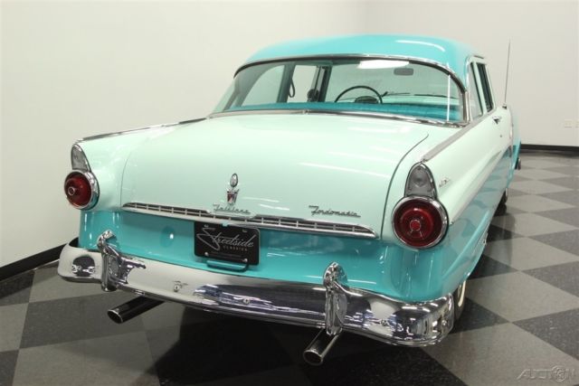 1955 Green Ford Fairlane