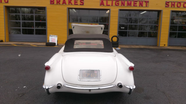 1955 White Chevrolet Corvette Convertible